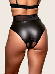 Scandale : Noir Obsidienne