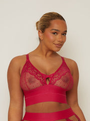 Victoria Bralette : Very Cherry