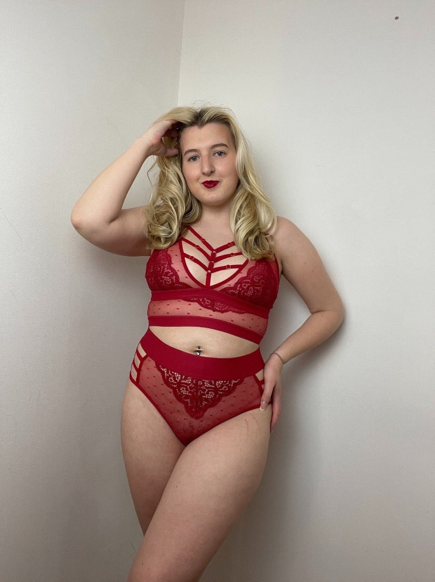 Kayla Bralette : Raspberry Red